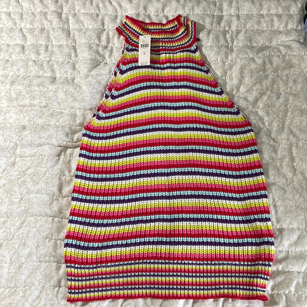 NWT JOHN +JENN Anthropologie) Knit Short Sleeve Top Size M - multi colored